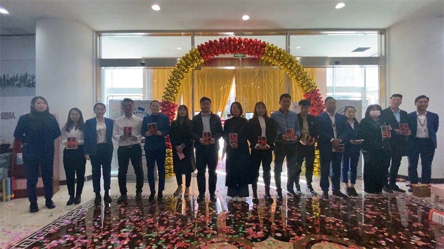 昌禾裝飾丨10月總結(jié)表彰暨11月活動啟動大會圓滿結(jié)束！一起領(lǐng)盲盒啦~